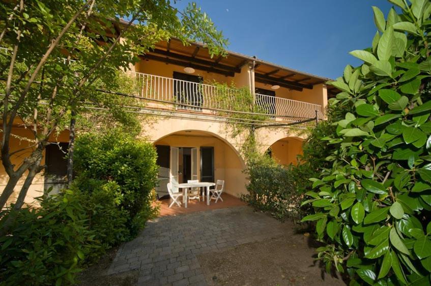 Aparthotel Nisportino Domus Nisporto Exterior foto